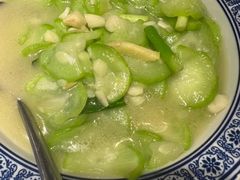 -湖南人家湘菜馆(镇江路店)