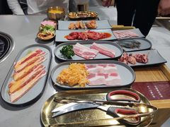 -金会长自助海鲜·烤肉(人民广场店)