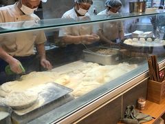 -李与白包子铺(桐梓林店)