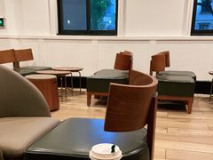 大堂-星巴克臻选(广州沙面店)