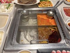 -海底捞火锅(银泰中心店)