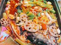 香辣烤鱼-云晓光头烧烤吧(新大陆广场店)