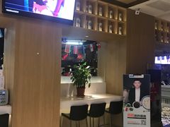 等位区-金百万烤鸭店(马甸店)