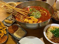 成都冷锅串串香锅底-付小姐在成都(川沙店)