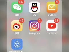 -Apple零售店(华贸购物中心店)