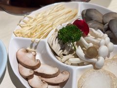 -思阁炭香火锅(学伟鑫城总店)
