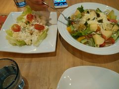 -必胜客(机场路店)