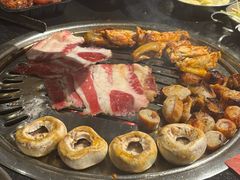 -炽城·烤肉名家(鸿达中央广场店)