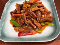 -伊源鼎盛餐饮服务有限公司