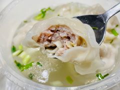 三鲜大馄饨-万寿斋(山阴路店)