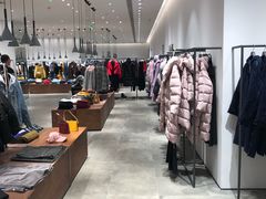 -URBAN REVIVO(西安Momopark店)