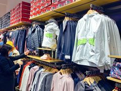 -UNDER ARMOUR(八达岭奥莱店)