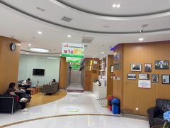 -雅悦齿科(顾村公园店)