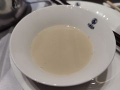 -红鼎豆捞·非遗鲍皇汤火锅(宝丰路店)