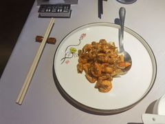 油爆小河虾-屋里厢上海菜馆