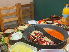 -虾领航小龙虾·吉林烧烤(柳州路店)