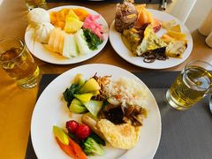 -天津梅江中心皇冠假日酒店