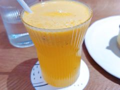 -潮一不贰·法式甜品·生日蛋糕·西式简餐(外滩店)