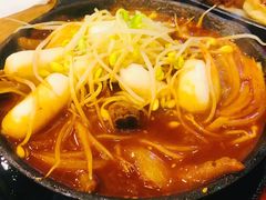 -喇喇排骨火锅·传统韩式脊骨汤(望京西园总店)
