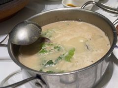 -红鼎豆捞·非遗鲍皇汤火锅(宝丰路店)