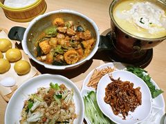压锅排骨乱炖-关东小磨东北菜(上海长风大悦城店)