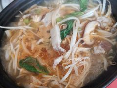 -砂锅米线
