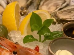 -斯普汇生蚝牛排馆(中骏世界城店)