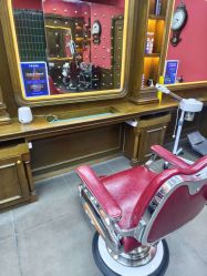 -贝勒爷专业男发