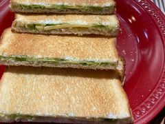 咖椰吐司-HELLO 27 意面·沙拉·帕尼尼