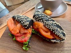 三文鱼三明治-花马天堂云南餐厅 Lost Heaven(外滩店)