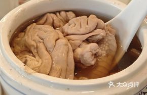 Ganoderma and Chuanxiong Stewed Pig Brain