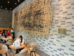 用餐区-星巴克臻选(湖滨道店)