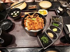 一鳗三吃-玄白·炭烤活鳗(上海首店)