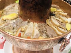 -怡得观滇餐厅·地道昆明菜·1996(海埂大坝店)
