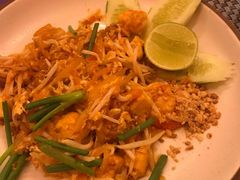 -Pakwan Restaurant & Bar