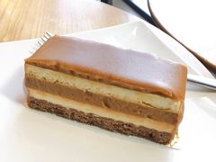 朗姆焦糖榛果脆慕斯蛋糕-星巴克臻选(郑州中原万达店)