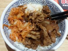 辣白菜猪肉拌饭-吉野家(宾水道店)