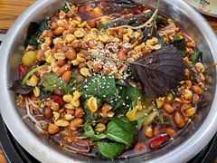 -周良天山牛杂城(天山路总店)