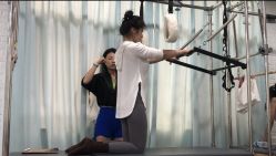 -亚太瑜伽普拉提学院