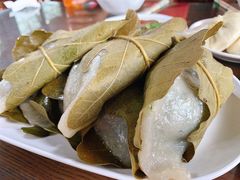 桲椤叶饼-四条包子(古城街店)