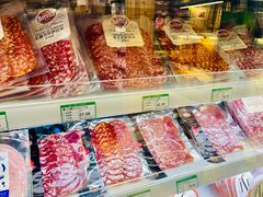 -绿叶子超市(公园大道店)