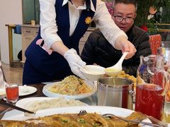 -鸿星花园酒家(银亿家园店)