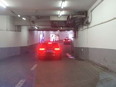 -中山公园-龙之梦停车场