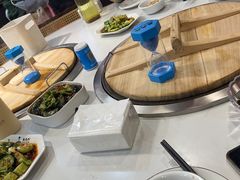 -鲁员外地锅鸡地锅鱼(古墩路店)