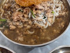-正宗杨记普洱酸醋米线(总店)