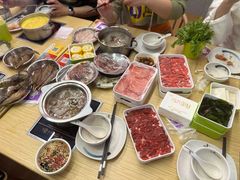 -杨老板·海鲜集市火锅·鲜切牛肉(中防万宝店)