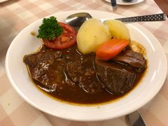 烩牛脷-船屋葡国餐厅