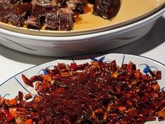 -八府香鸭·啫啫煲(华山路店)