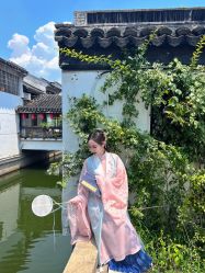 -一揽芳华汉服旗袍体验馆(拙政园店)