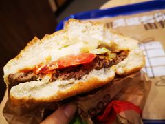 红烩牛肉皇堡-汉堡王(东方新天地店)